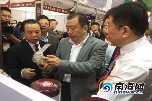 海南李国梁的最新动态揭秘